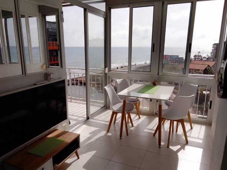 Casa Buena Vista Con Vistas Al Mar, Primera Linea, Beach Los Locos, Wifi, تورّيفيِخا المظهر الخارجي الصورة